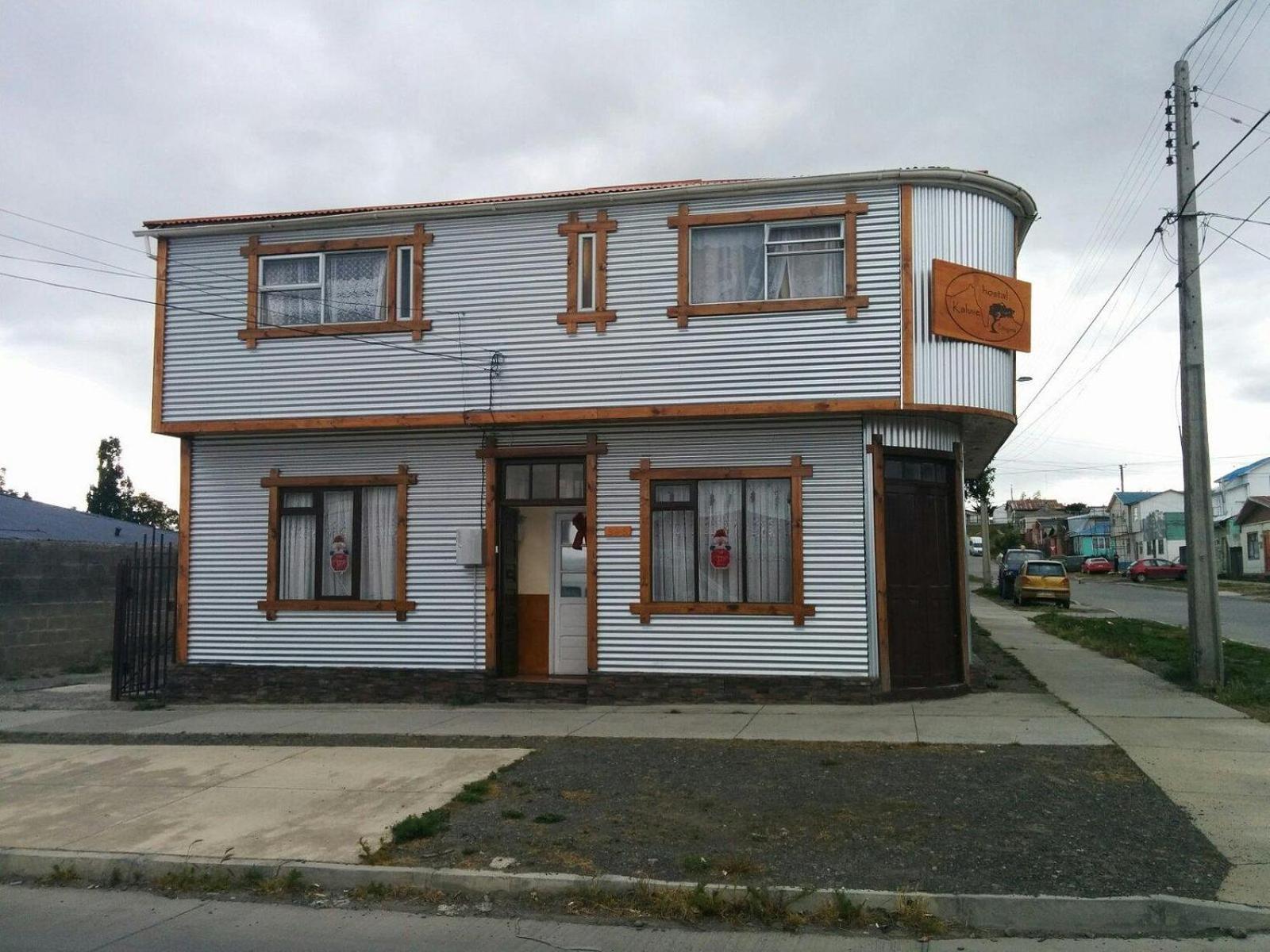 Magellanic House Aparthotel Puerto Natales Exterior photo